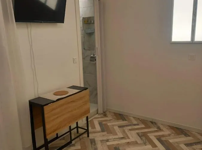 Tres Joli Petit Studio Aux Portes Paris